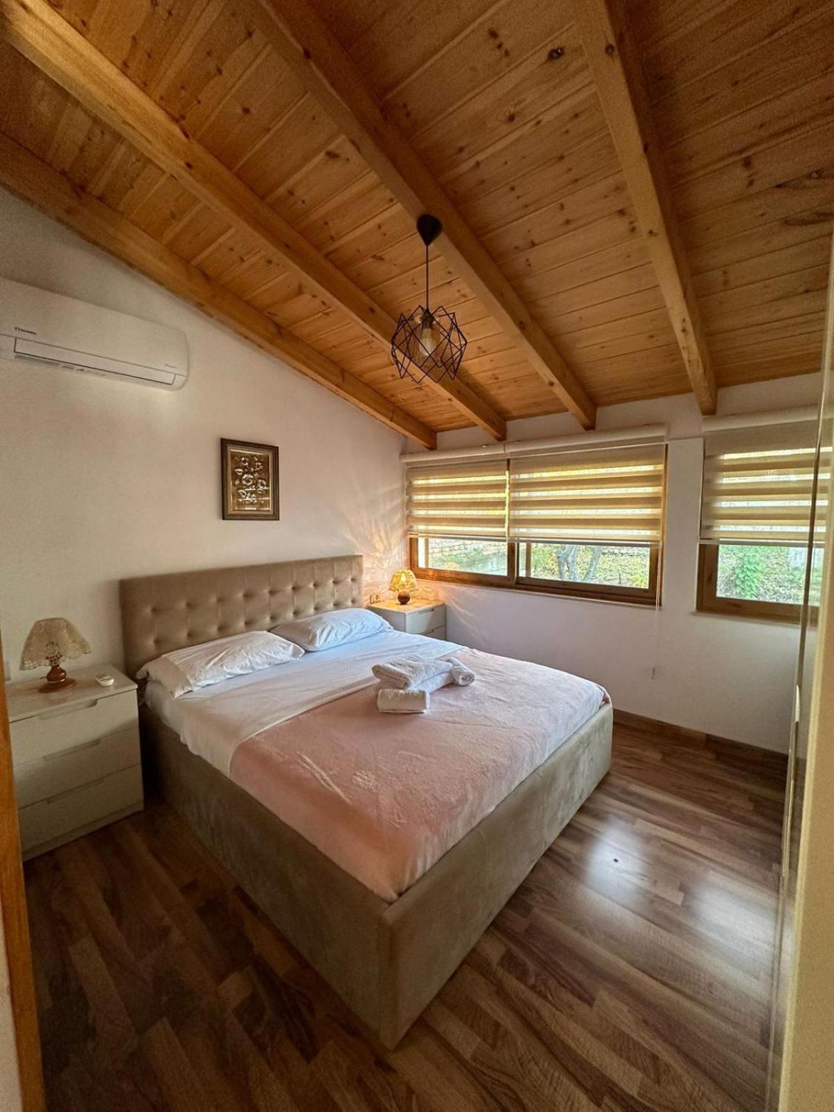 Alimeti Guesthouse Берат Екстериор снимка