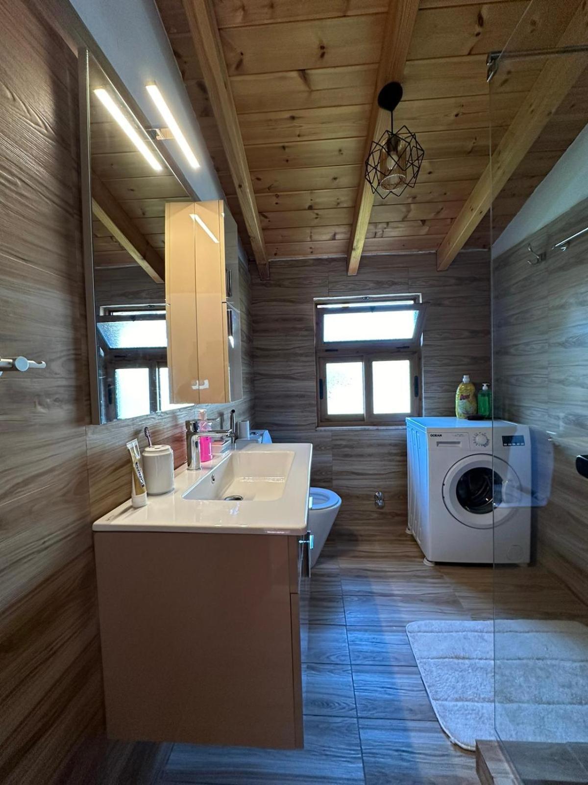 Alimeti Guesthouse Берат Екстериор снимка